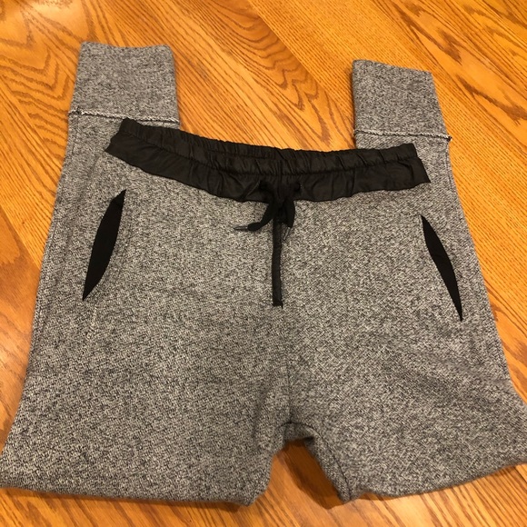 ZARA soft Jogger pant - Picture 2 of 3